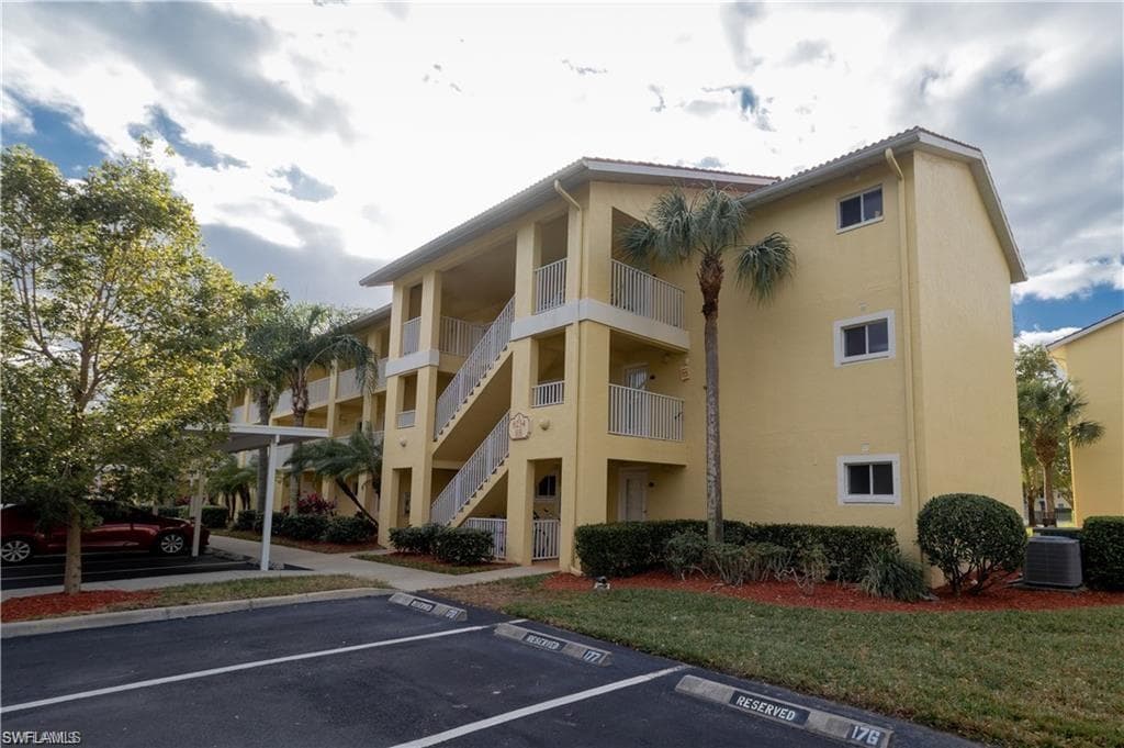 8234 Key Royal CIR # 521, NAPLES FL 34119-11
