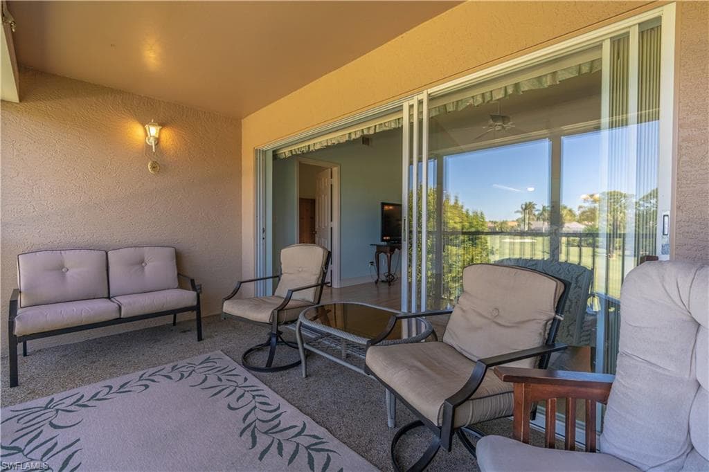 725 Saratoga CIR # A204, NAPLES FL 34104-22