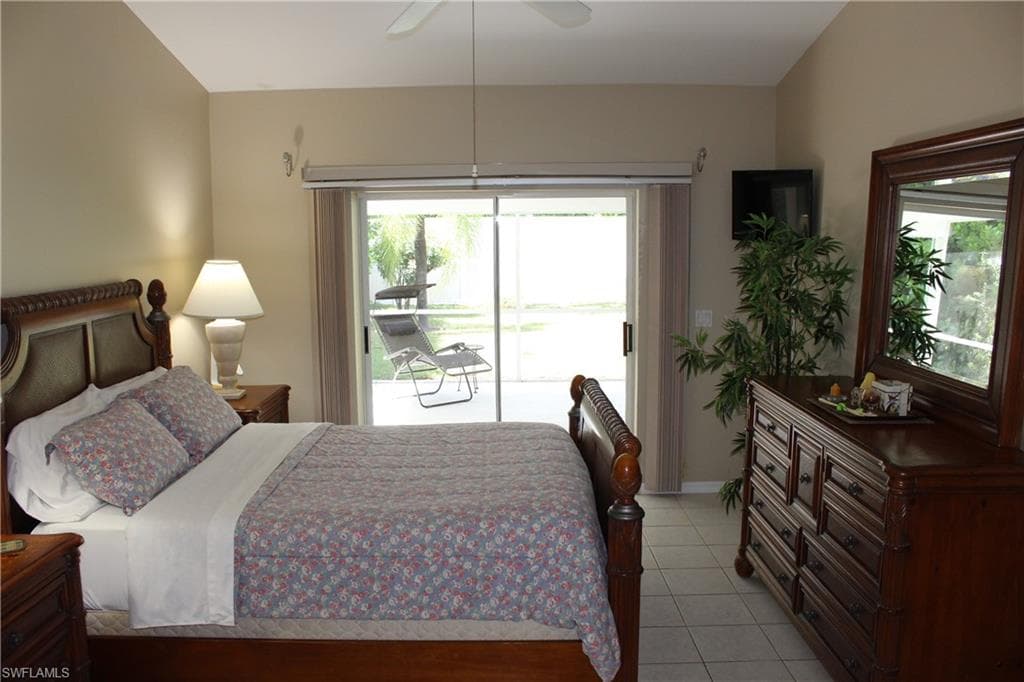 10987 Fieldfair DR, NAPLES FL 34119-11