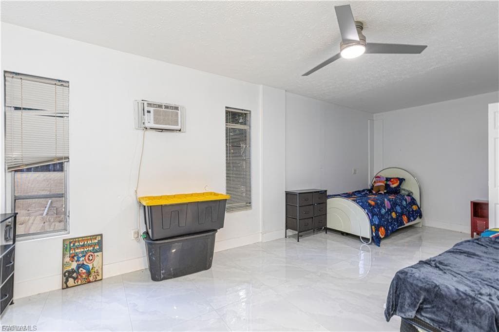 1637 Winkler AVE, FORT MYERS FL 33901-12