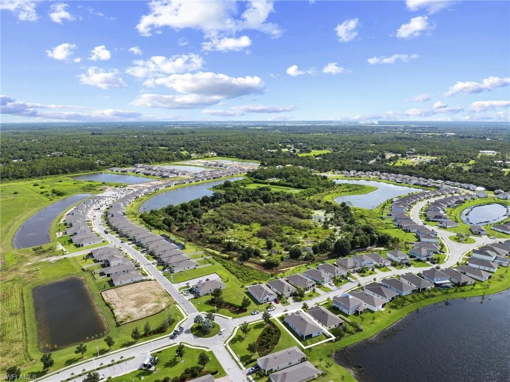 8750 Cascade Price CIR, NORTH FORT MYERS FL 33917-36