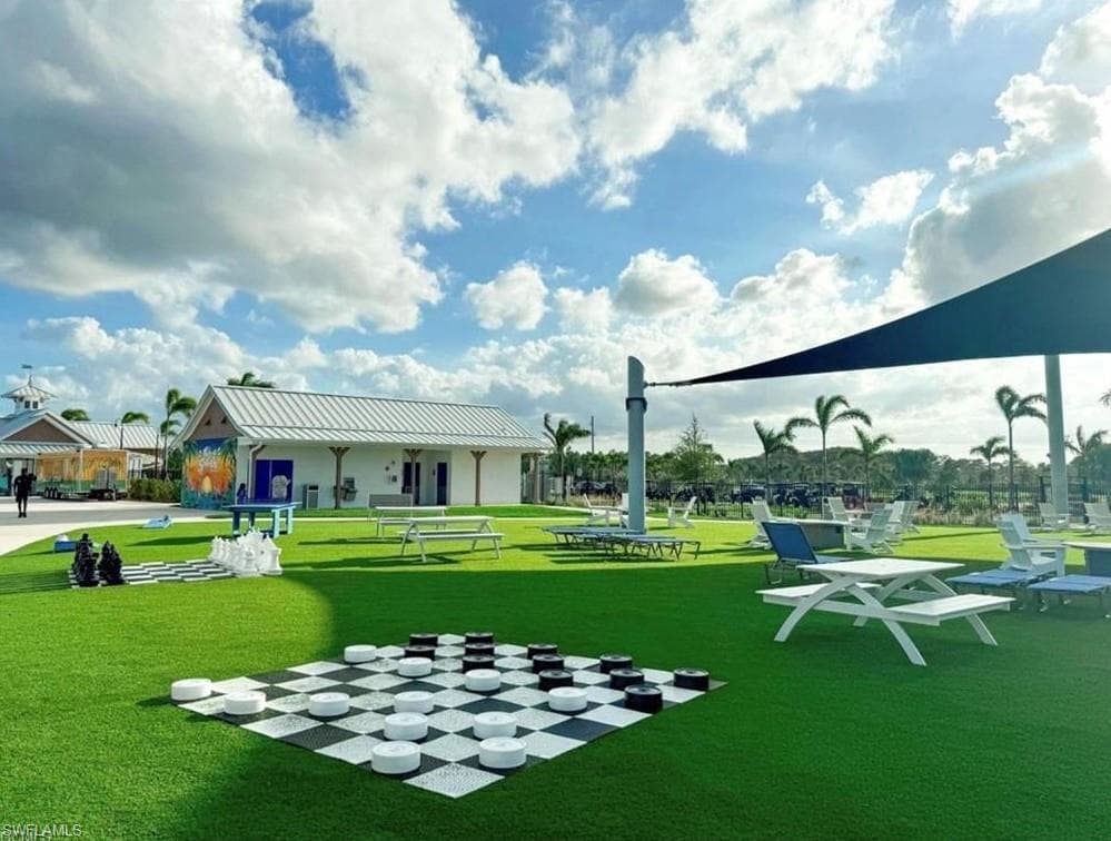 8750 Cascade Price CIR, NORTH FORT MYERS FL 33917-38