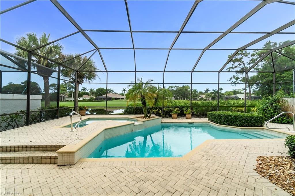 15279 Devon Green LN, NAPLES FL 34110-1