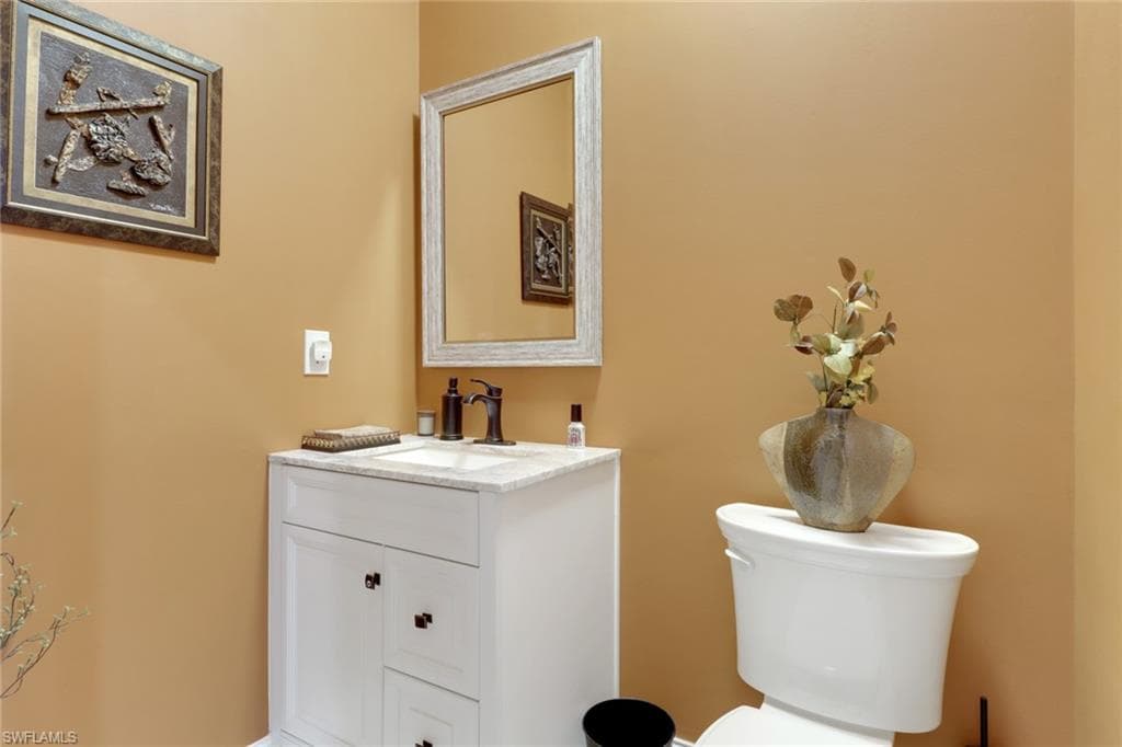 3620 Lansing LOOP # 202, ESTERO FL 33928-22