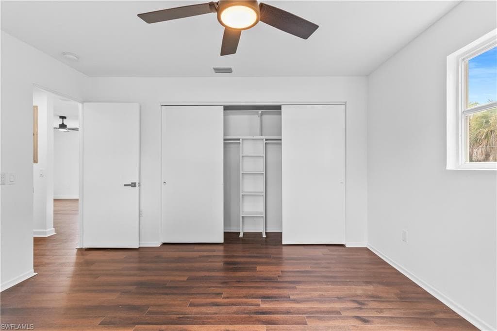 126 Andre Mar DR-29