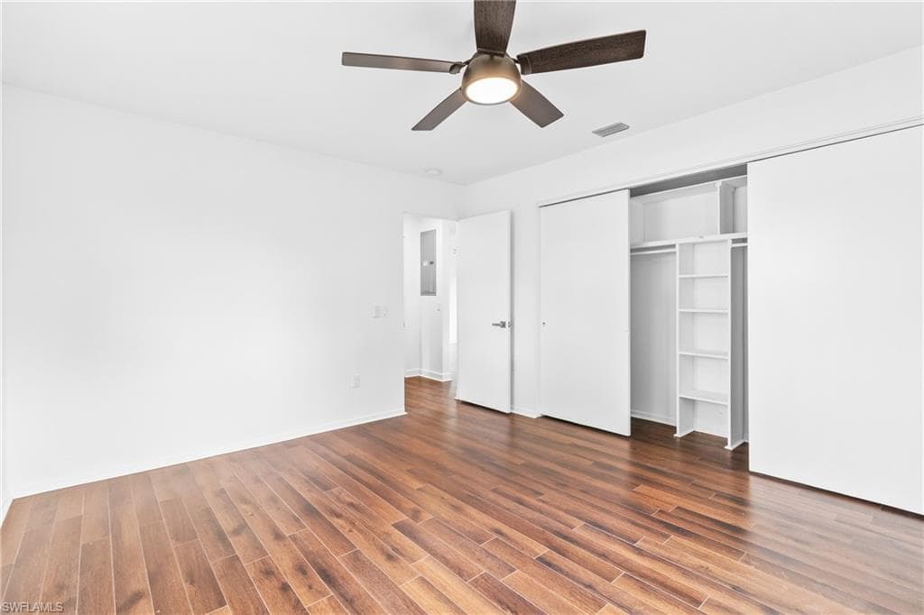 126 Andre Mar DR-28