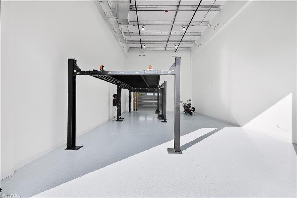 12300 Itec Park DR, FORT MYERS FL 33913-4