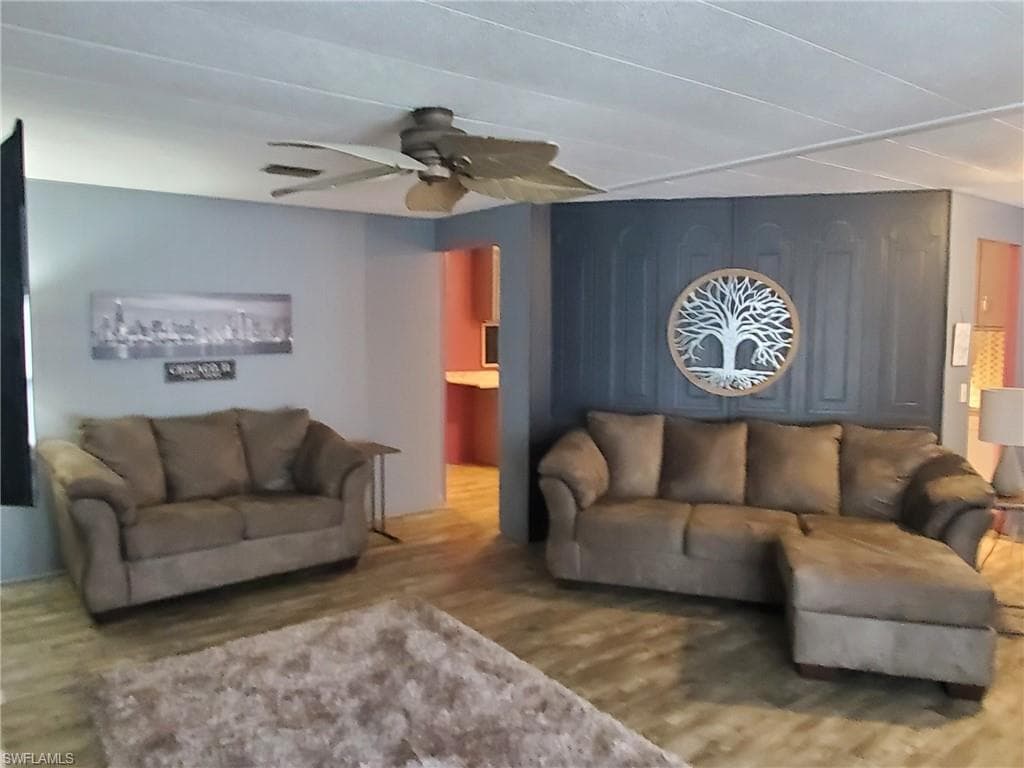 648 Future DR, NORTH FORT MYERS FL 33917-12