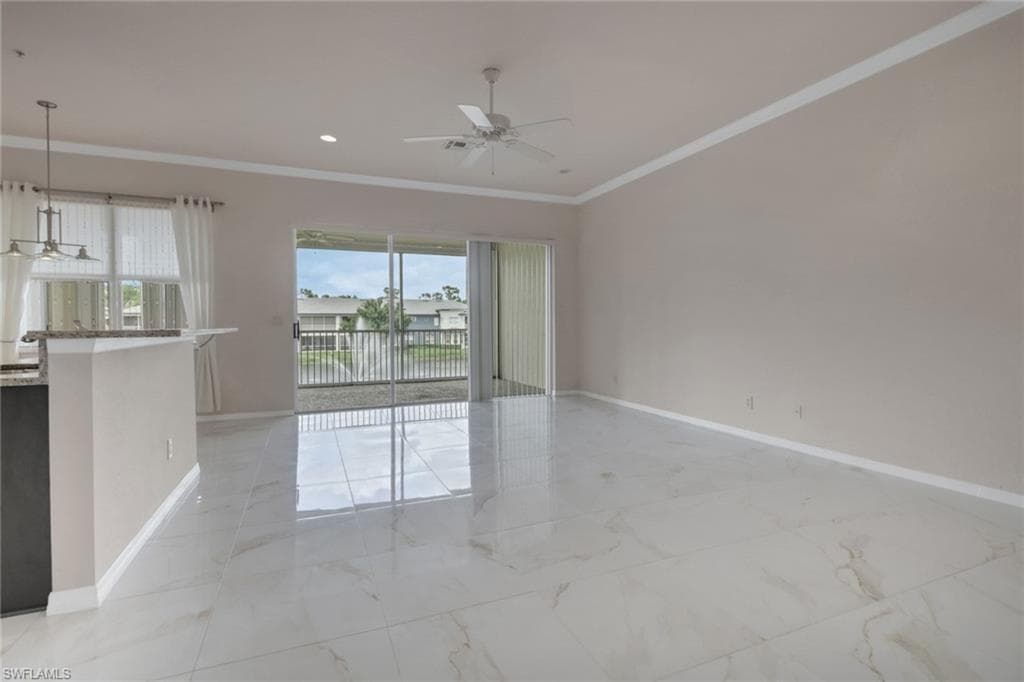 3520 Lansing LOOP # 203, ESTERO FL 33928-2