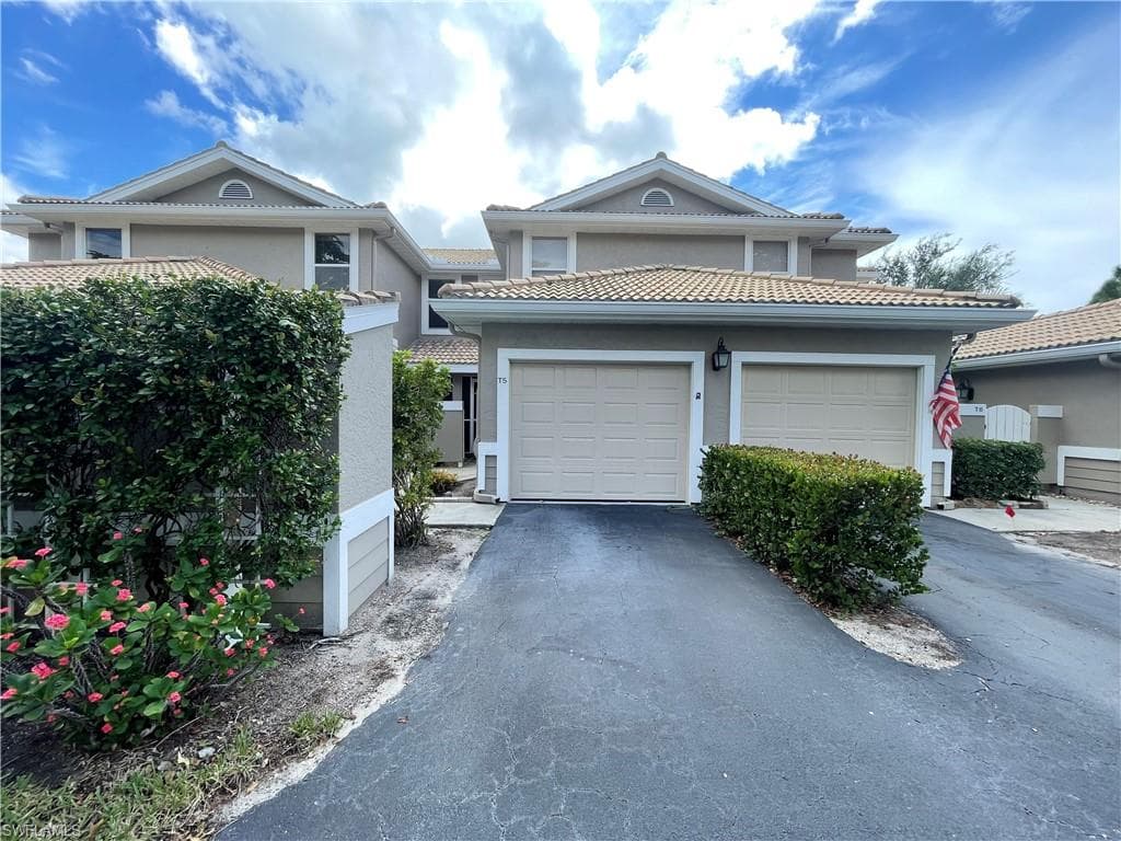 341 Emerald Bay CIR # T5, NAPLES FL 34110-17