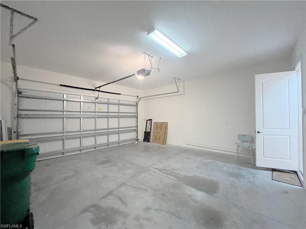 1366 Serrano CIR, NAPLES FL 34105-29