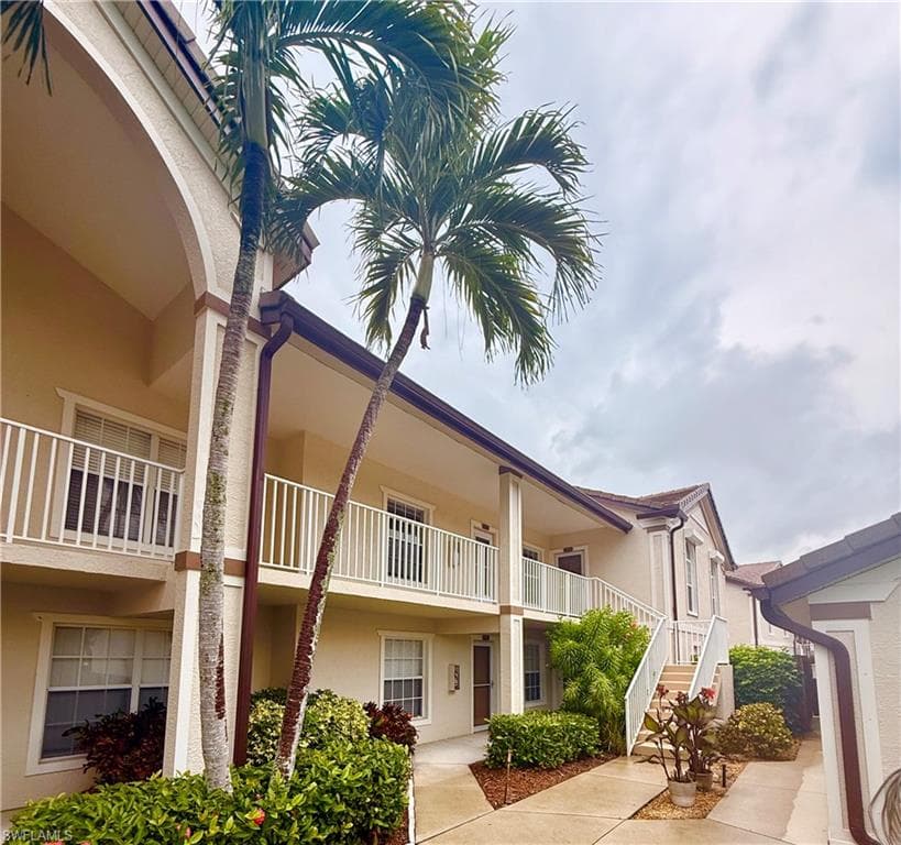28740 Diamond DR # 204, BONITA SPRINGS FL 34134-16