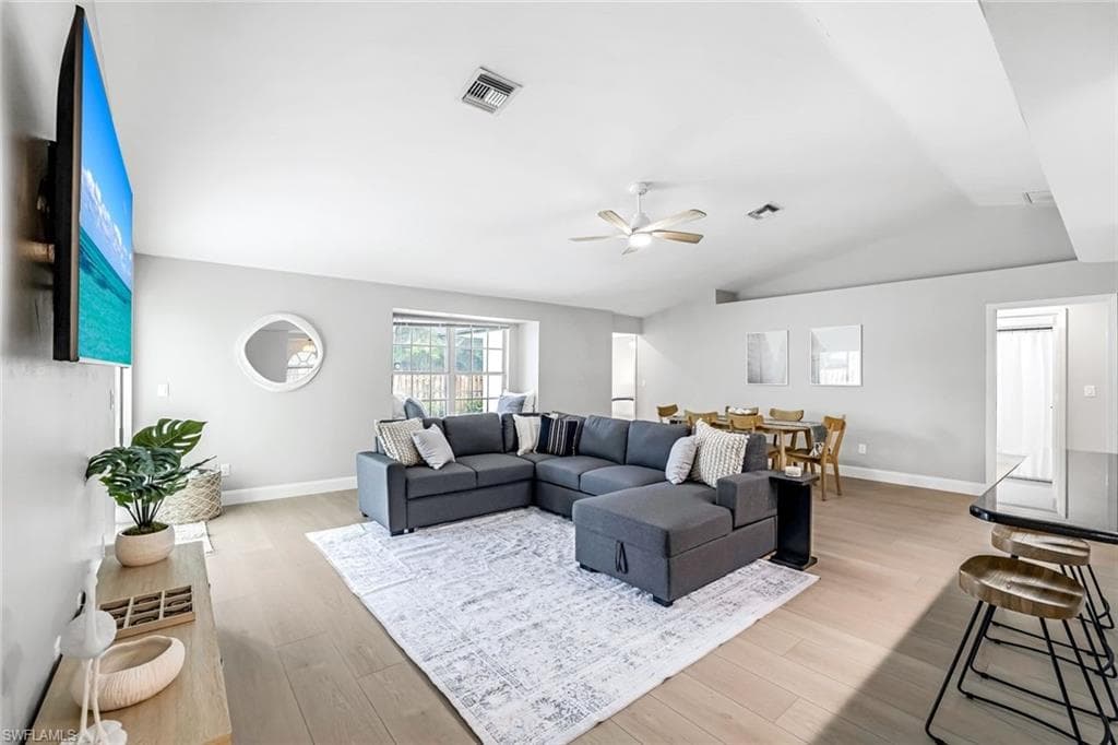 45 Wickliffe DR, NAPLES FL 34110-5