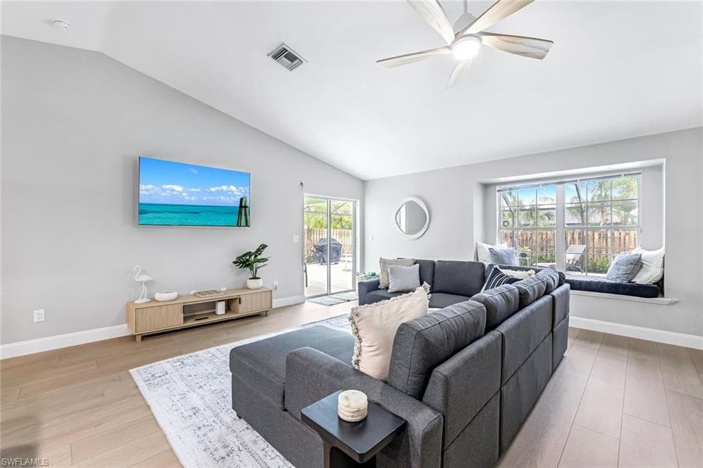 45 Wickliffe DR, NAPLES FL 34110-6