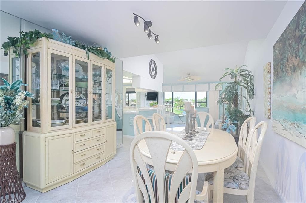 5845 Trailwinds DR # 531, FORT MYERS FL 33907-4
