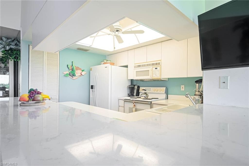5845 Trailwinds DR # 531, FORT MYERS FL 33907-8