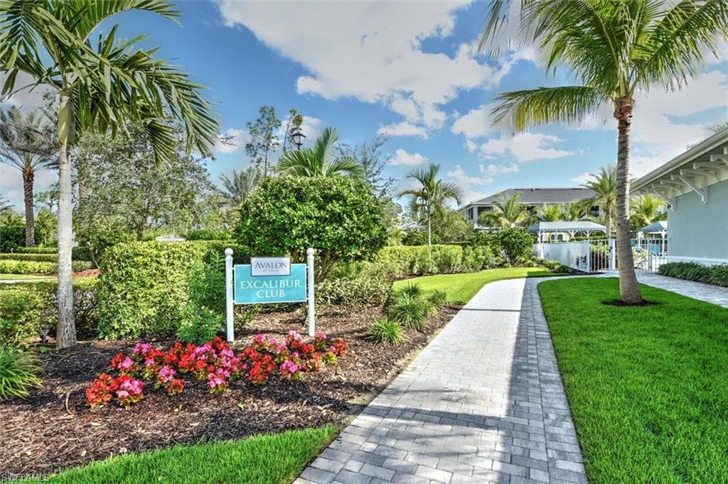 6940 Avalon CIR # 503, NAPLES FL 34112-29