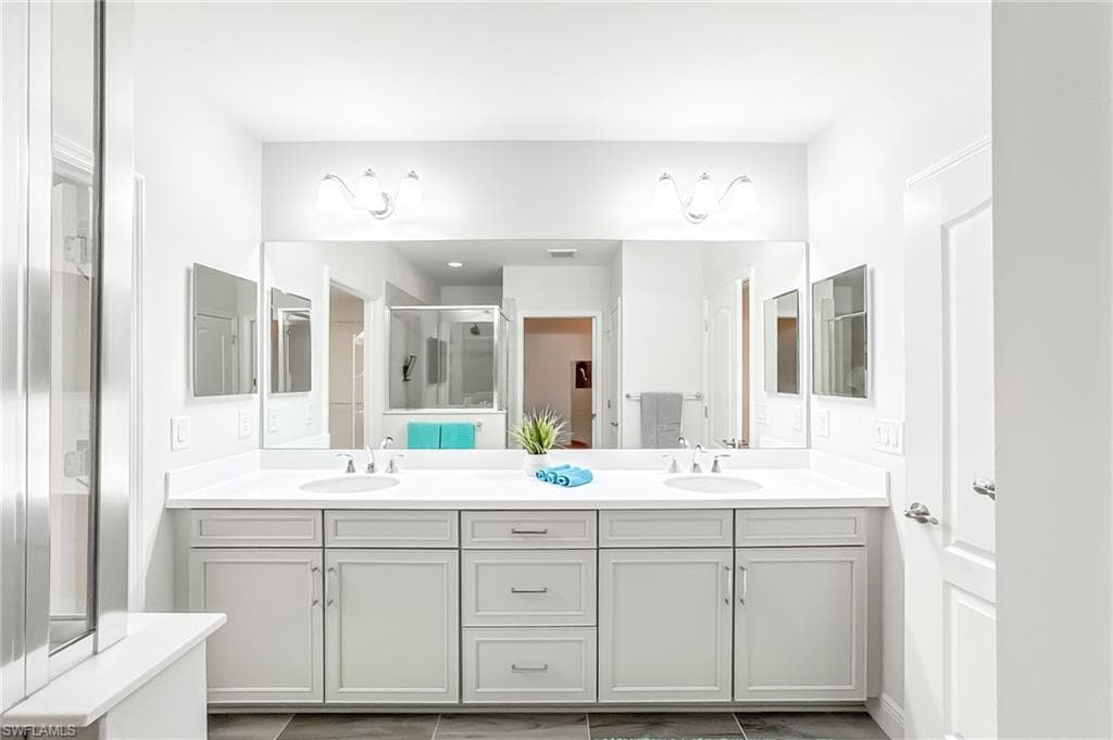 6940 Avalon CIR # 503, NAPLES FL 34112-13