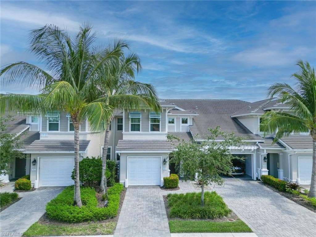 6940 Avalon CIR # 503, NAPLES FL 34112-38