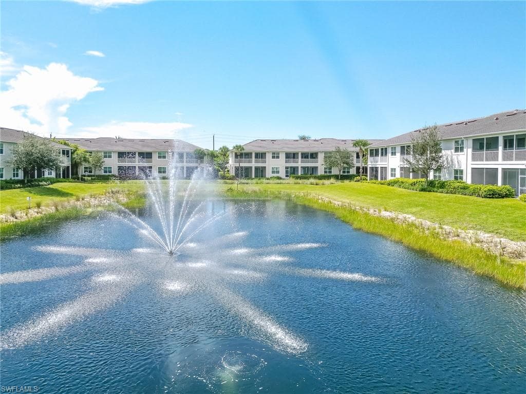 6940 Avalon CIR # 503, NAPLES FL 34112-28