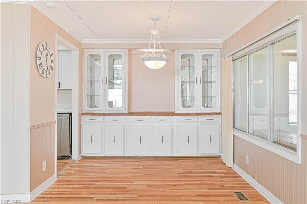 5191 Forest Park DR, NORTH FORT MYERS FL 33917-9