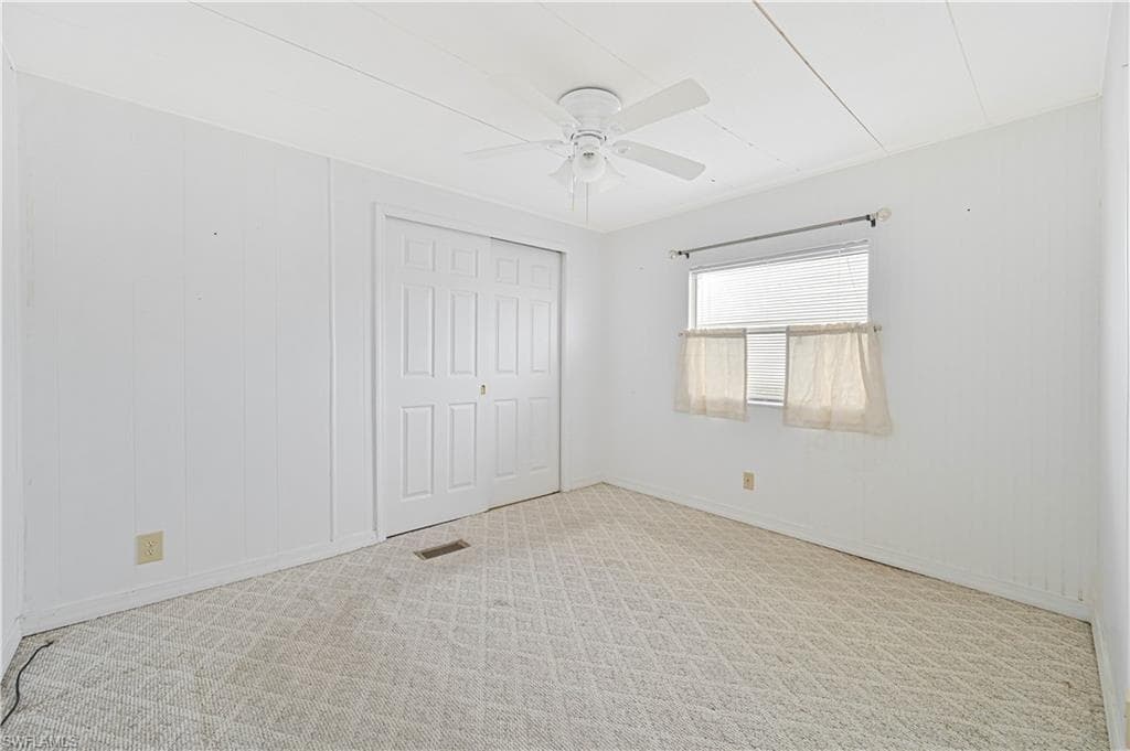 5191 Forest Park DR, NORTH FORT MYERS FL 33917-28