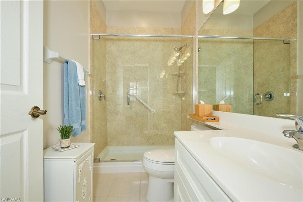 8956 Bristol BEND, FORT MYERS FL 33908-45