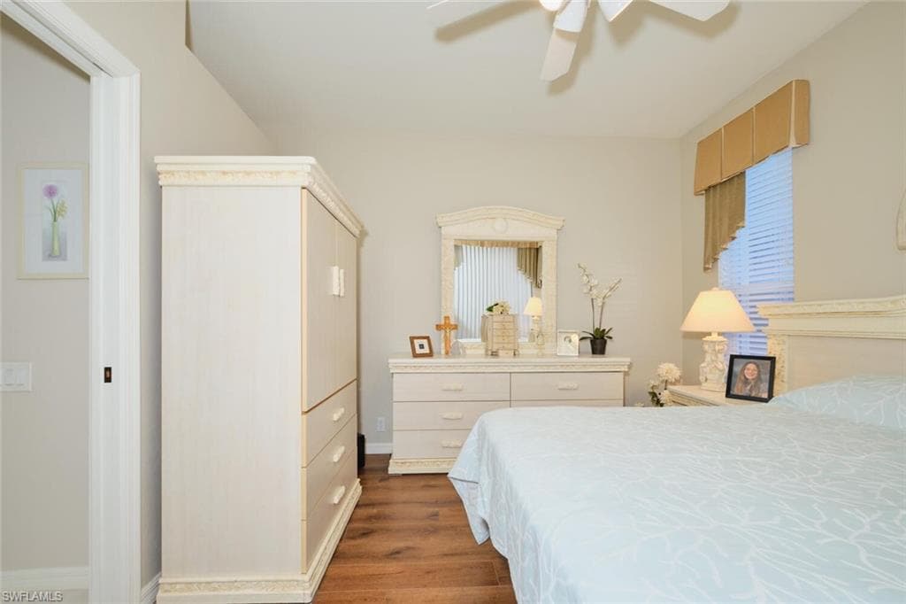 8956 Bristol BEND, FORT MYERS FL 33908-35