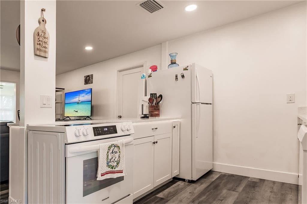 1942 Roseate LN, SANIBEL FL 33957-15