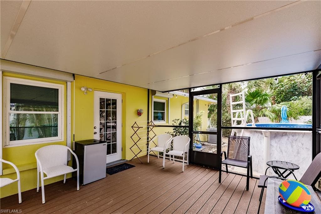 1942 Roseate LN, SANIBEL FL 33957-30