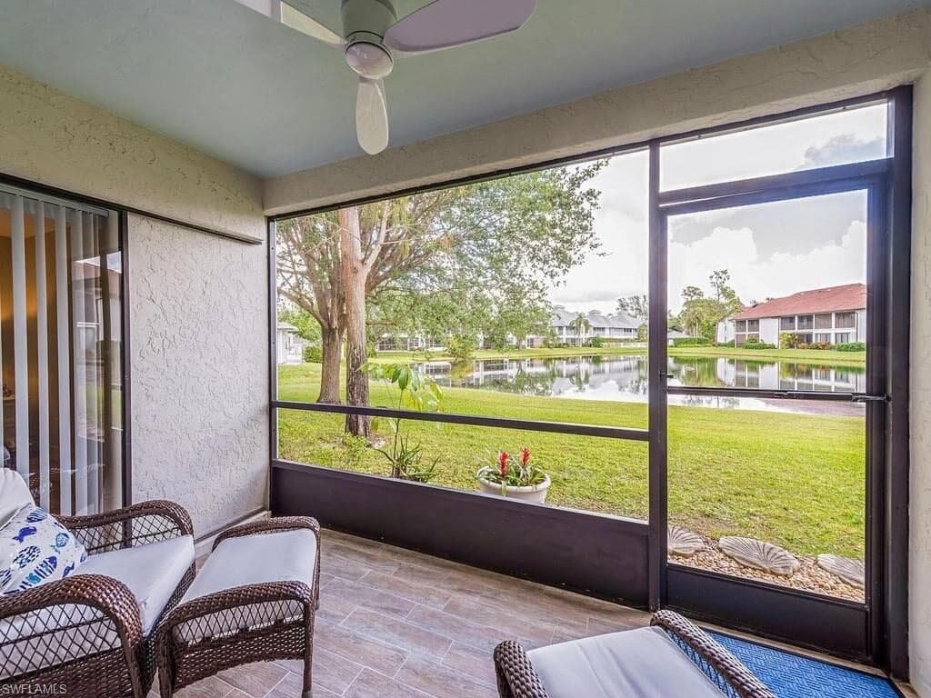 900 Misty Pines CIR # 203, NAPLES FL 34105-9