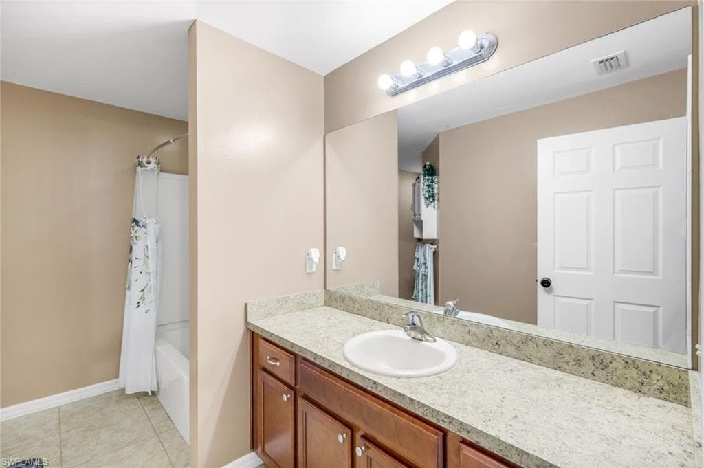 740 Evening Shade LN, LEHIGH ACRES FL 33974-15