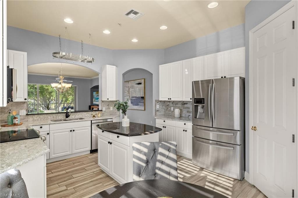5920 Tarpon Gardens CIR 201-15