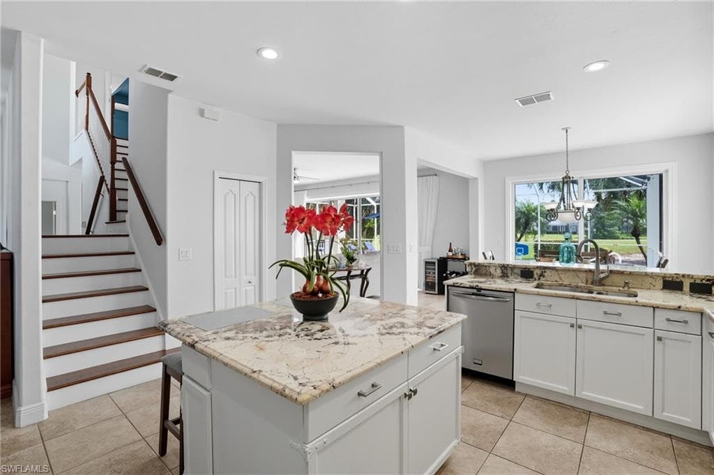 21505 Langholm RUN, ESTERO FL 33928-5