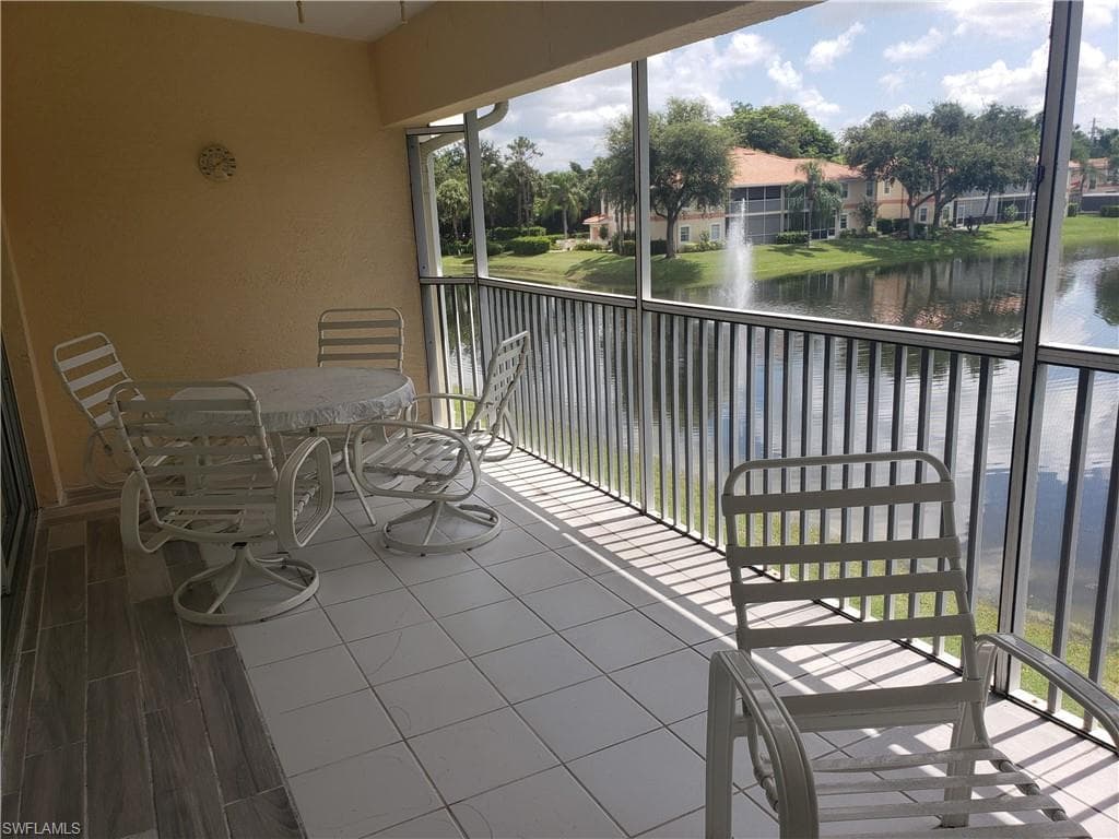 7552 Oleander Gate DR # 204, NAPLES FL 34109-13
