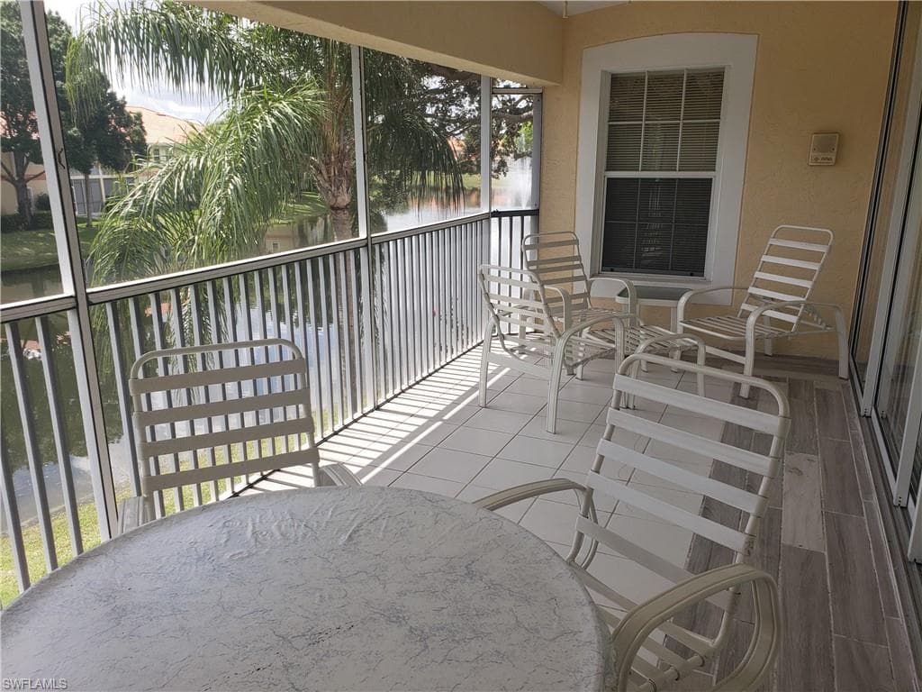 7552 Oleander Gate DR # 204, NAPLES FL 34109-14
