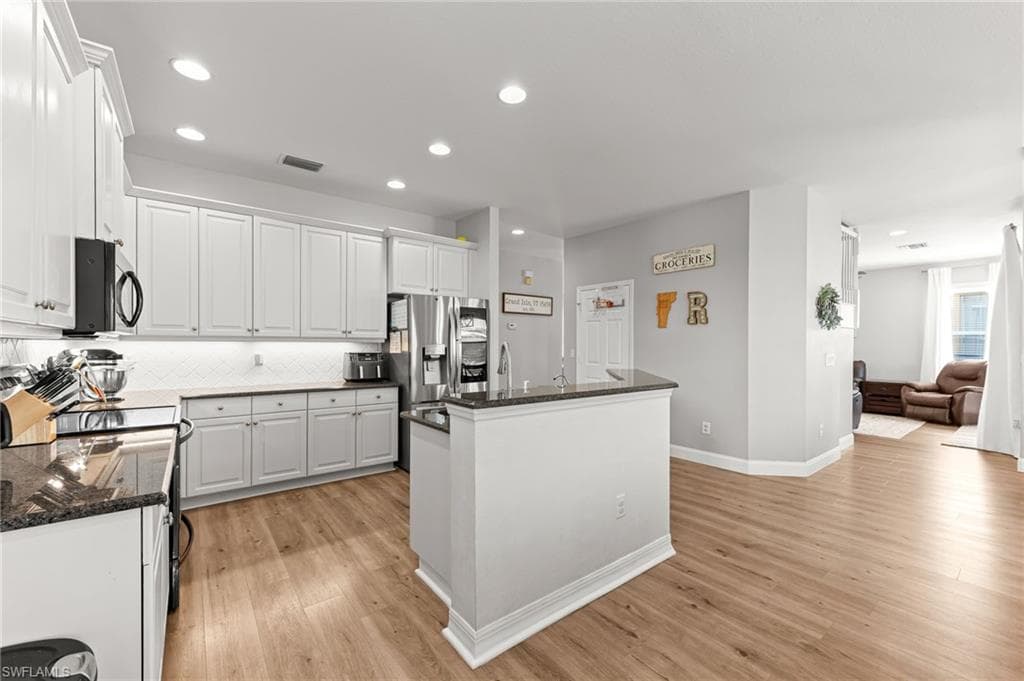 11260 Pond Cypress ST, FORT MYERS FL 33913-12