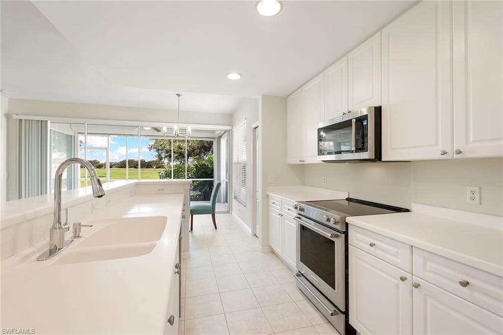 1953 Crestview WAY # 161, NAPLES FL 34119-7