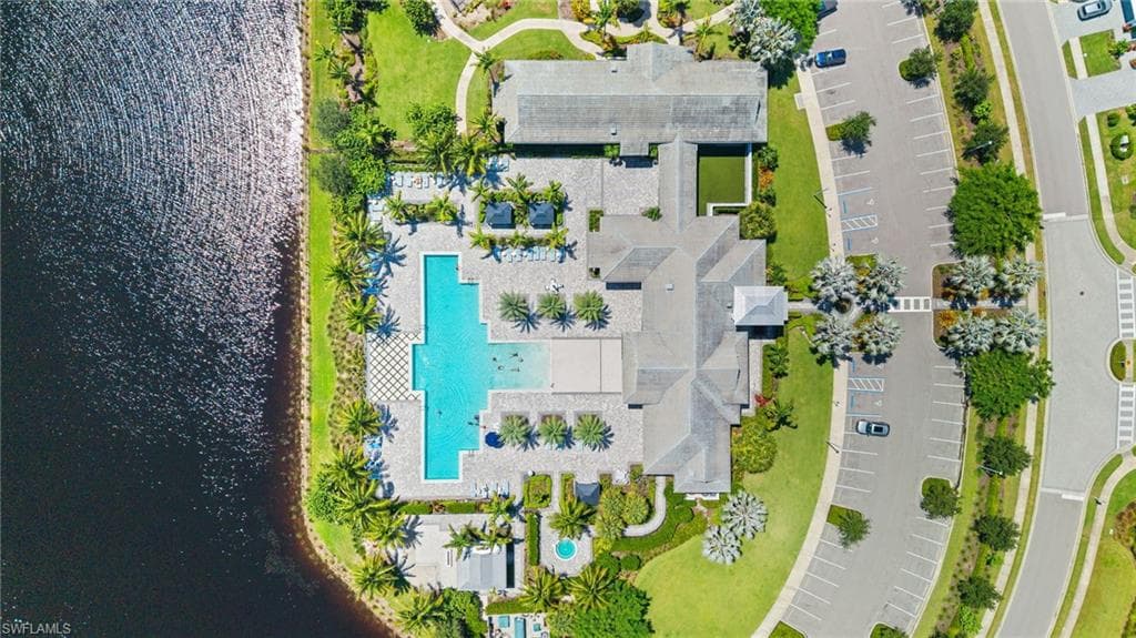 8936 Saint Lucia DR # 202, NAPLES FL 34114-33