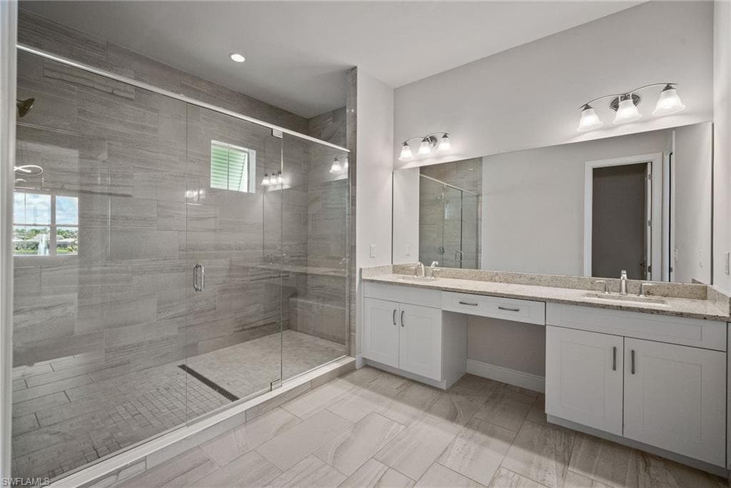 8936 Saint Lucia DR # 202, NAPLES FL 34114-17