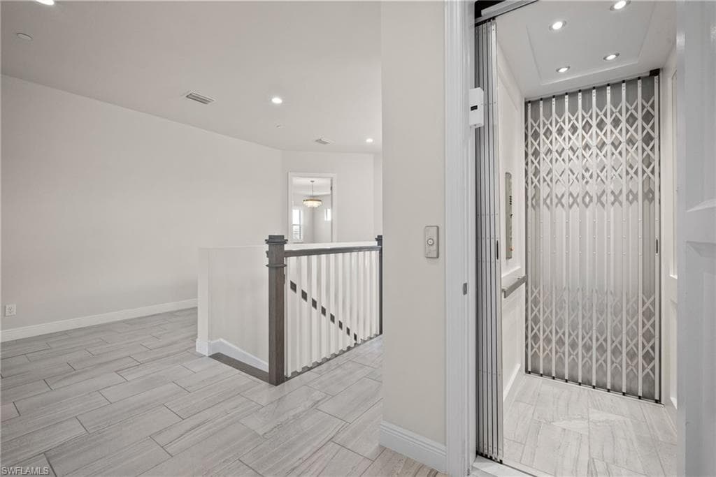 8936 Saint Lucia DR # 202, NAPLES FL 34114-14