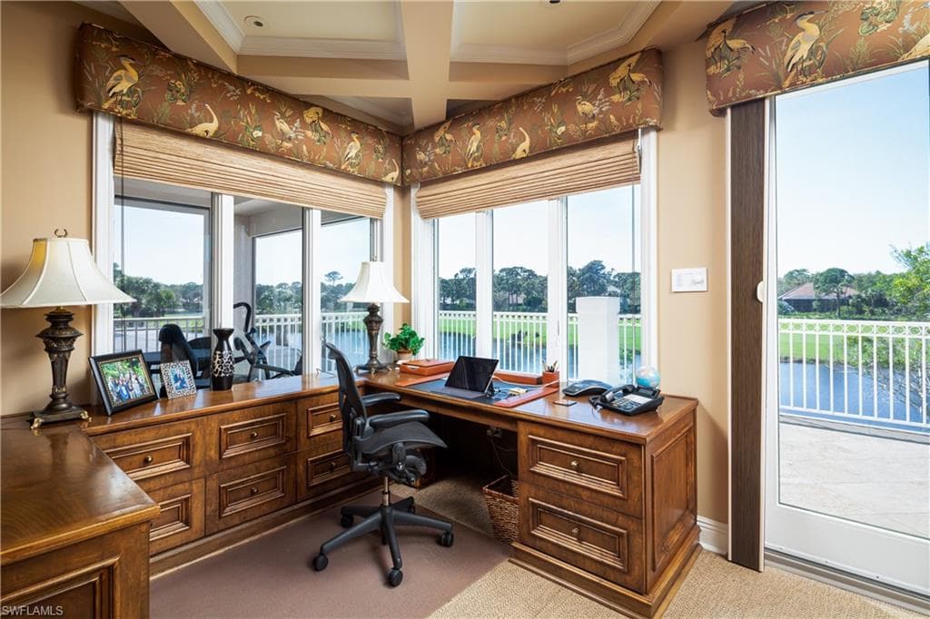 980 Barcarmil WAY, NAPLES FL 34110-25