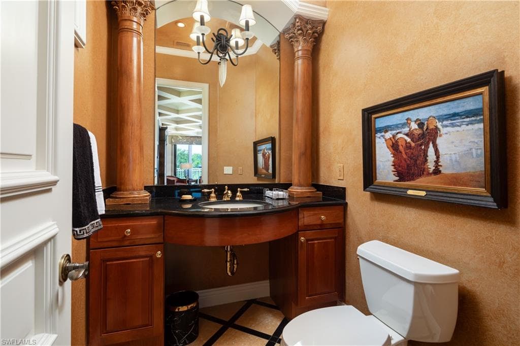 980 Barcarmil WAY, NAPLES FL 34110-27