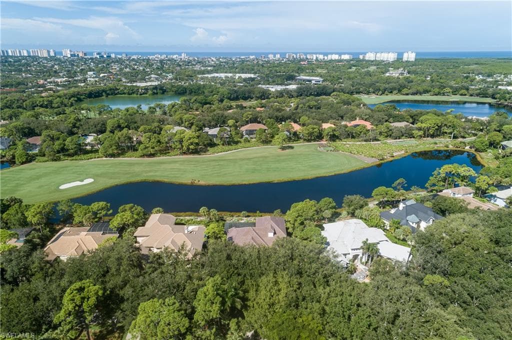 980 Barcarmil WAY, NAPLES FL 34110-37