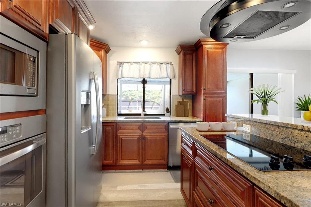 17084 Wayzata CT, NORTH FORT MYERS FL 33917-21