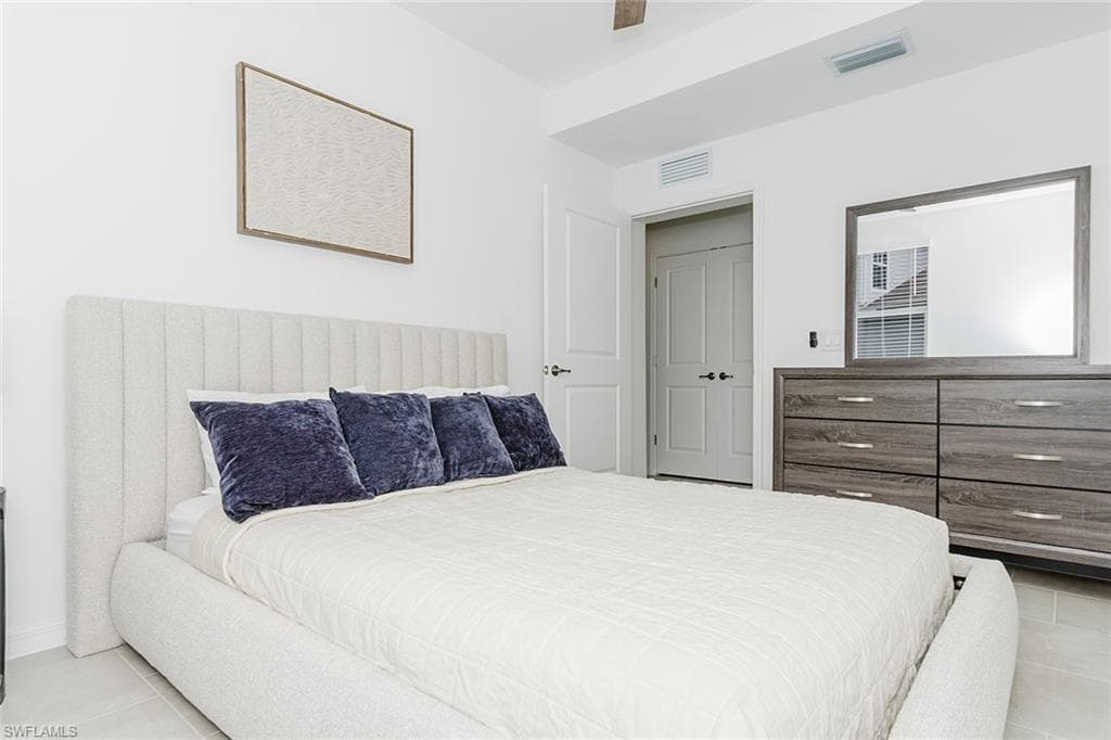 5661 Melbourne CT # 8011, AVE MARIA FL 34142-15