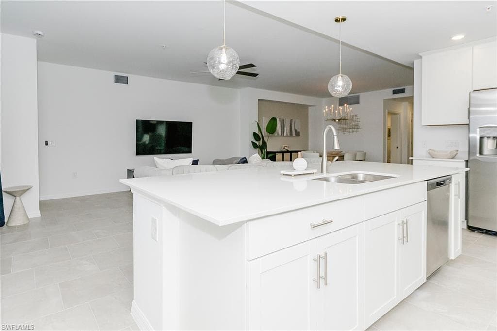 5661 Melbourne CT # 8011, AVE MARIA FL 34142-19