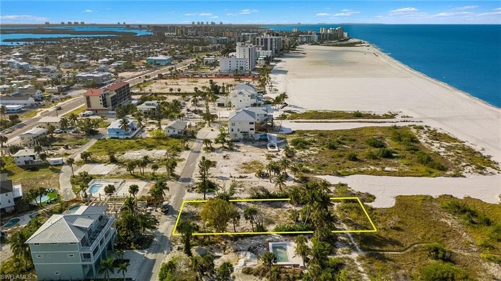 6032 Gulf RD, FORT MYERS BEACH FL 33931-8