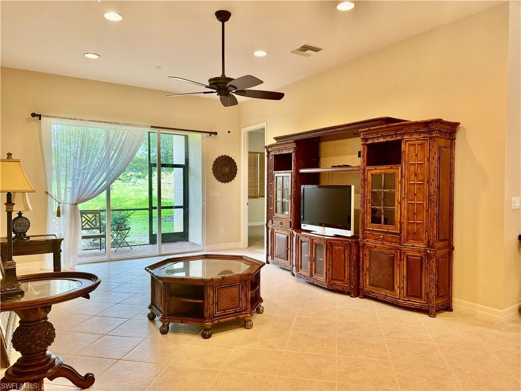 10419 Carolina Willow DR, FORT MYERS FL 33913-1