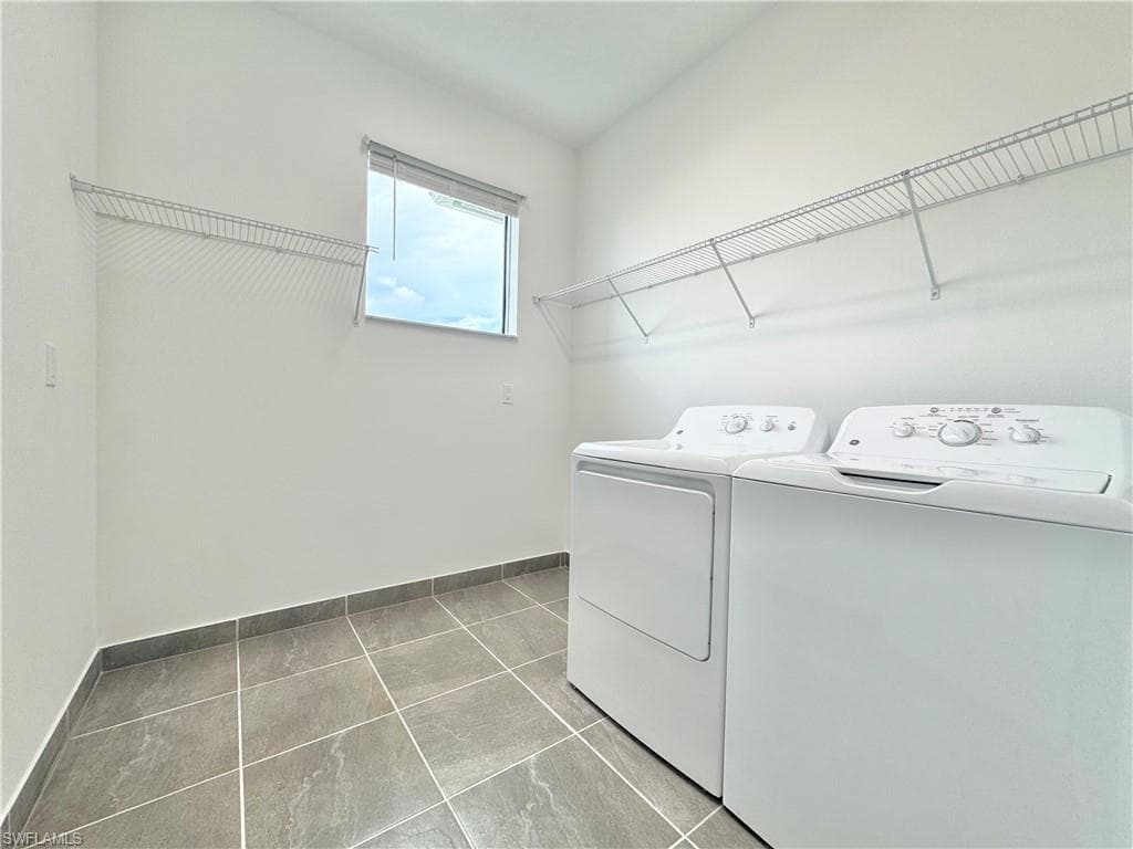 20885 Thistle Leaf LN, ESTERO FL 33928-27